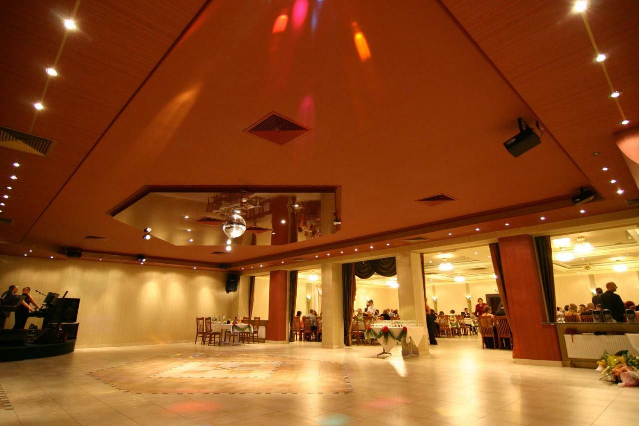 Emef Centrum Szkoleniowo-Serwisowe Sokolka Exterior photo